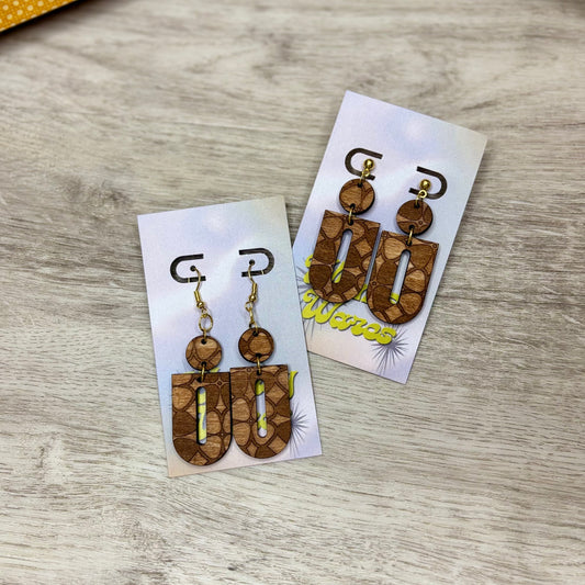 Engraved Retro Floral - Natural Wood Earrings